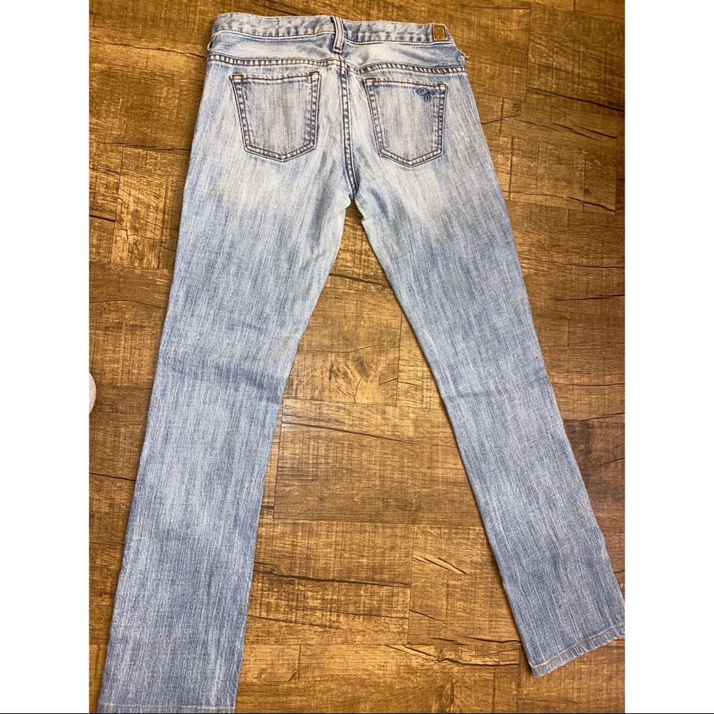 Guess Light Jeans 👖 - Picture 2 of 4
